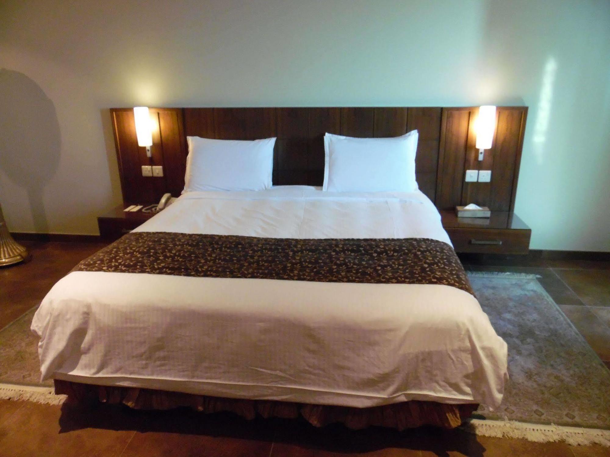 Milan Deluxe Suites Al Khobar Exteriör bild